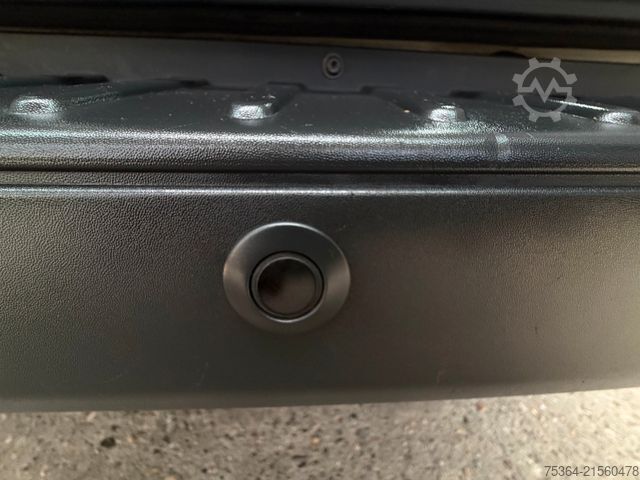 Kleinbus FORD Transit Custom 2.0 TdCi L1H1 9Sitze Motor Defect