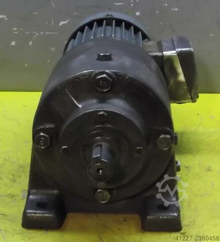 Gear motor 0.25 kW 45 rpm SEW-EURODRIVE R53VD71K-4