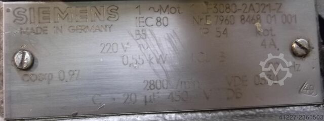 Gear motor 0.55 kW 125 rpm Siemens 1LF3080-2A521Z