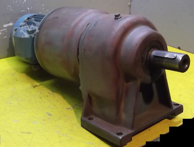 Gear motor 0.75 kW 22 rpm ABB 0,75 kW 22 U/min