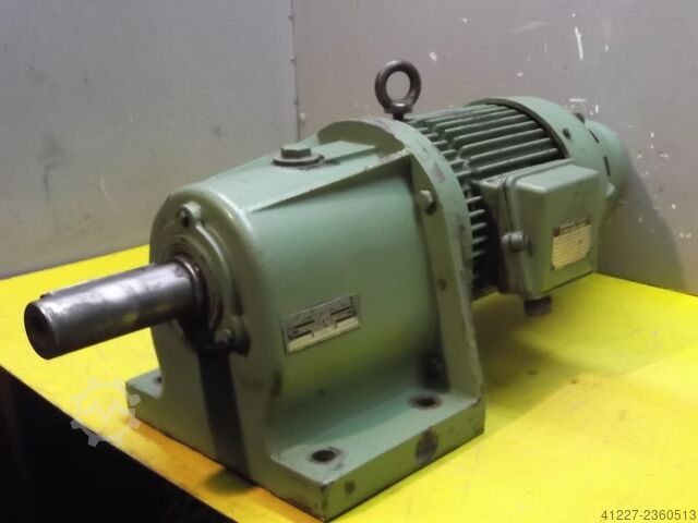 Gear motor 0.75 kW 21.5 rpm Bauer DK963/216