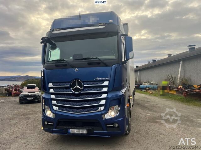 Box body Mercedes-Benz Actros 6x2 box truck with/refrigeration/freezer un