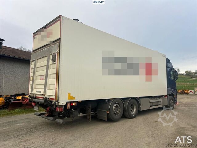 Box body Mercedes-Benz Actros 6x2 box truck with/refrigeration/freezer un