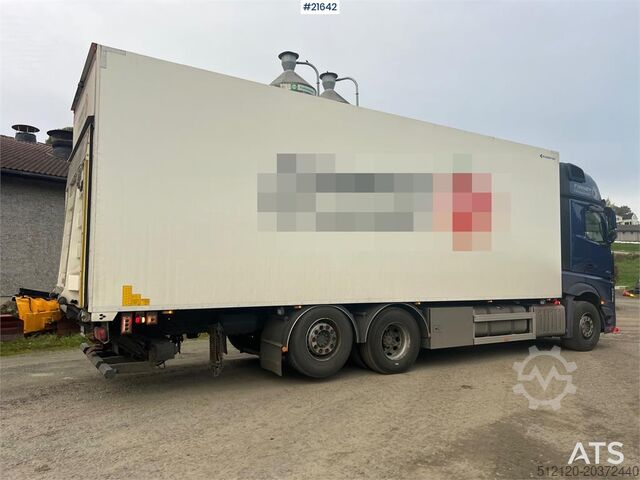 Box body Mercedes-Benz Actros 6x2 box truck with/refrigeration/freezer un