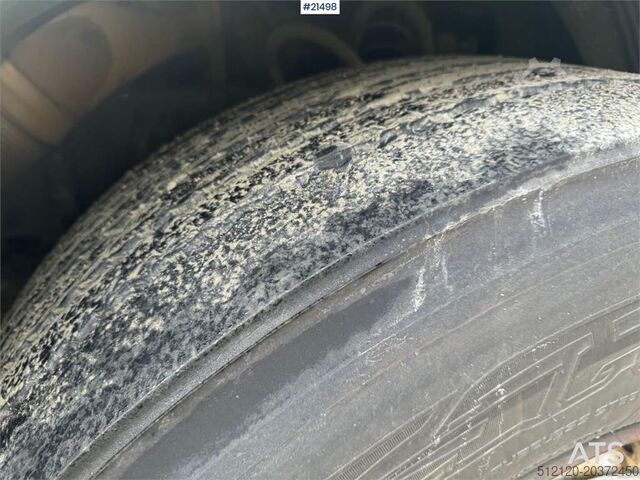 Box body Volvo Fh520 6x2 box truck w/ full side opening and lift.