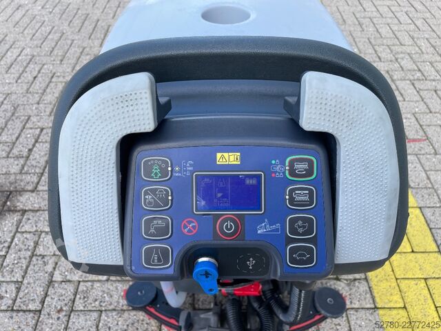 Sweeper Nilfisk SC 500