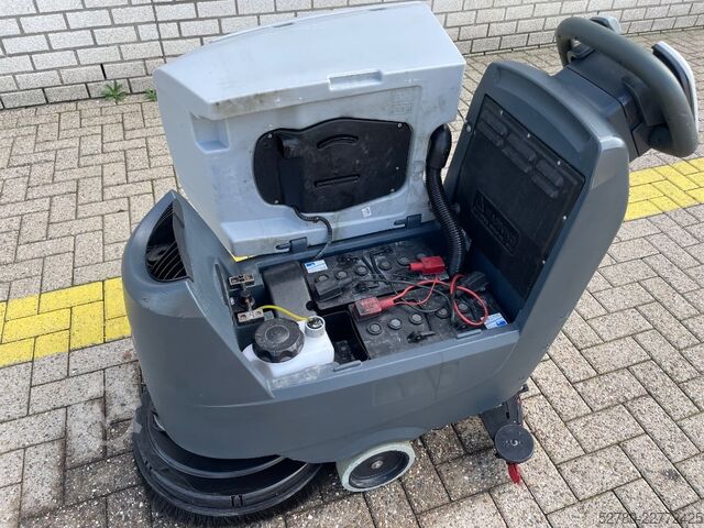 Sweeper Nilfisk SC 500