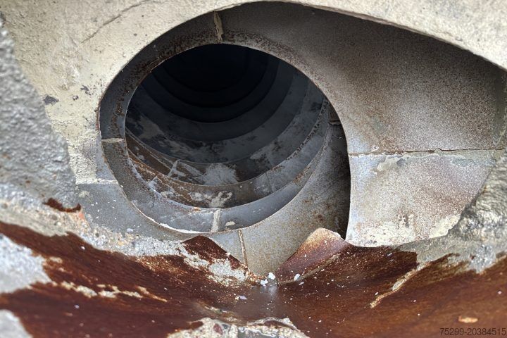 Concrete mixer truck Mercedes-Benz Actros 4448 10x4 Liebherr 12m³ / Swiss-Vehicle