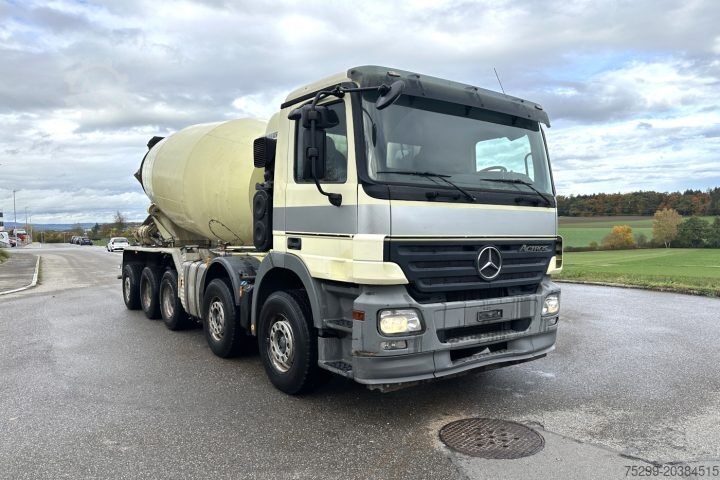 Concrete mixer truck Mercedes-Benz Actros 4448 10x4 Liebherr 12m³ / Swiss-Vehicle