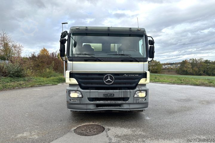 Concrete mixer truck Mercedes-Benz Actros 4448 10x4 Liebherr 12m³ / Swiss-Vehicle