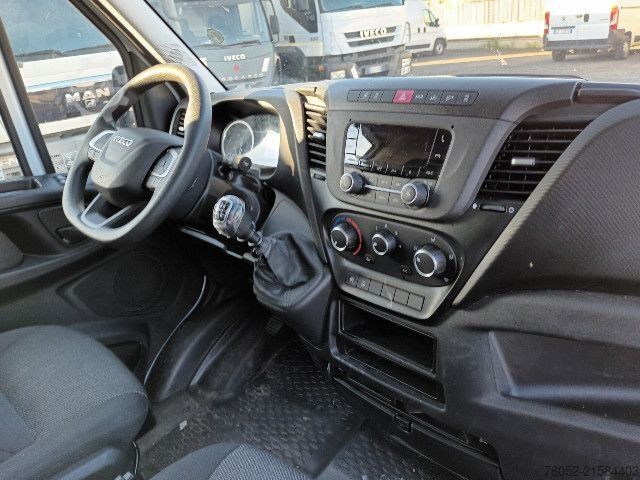 Box truck IVECO 35C14