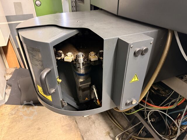 Universal-Bearbeitungszentrum DMG SAUER ULTRASONIC HSC LINEAR 20