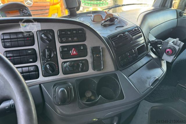 Transporter mit Koffer MERCEDES-BENZ Actros 1841 4x2