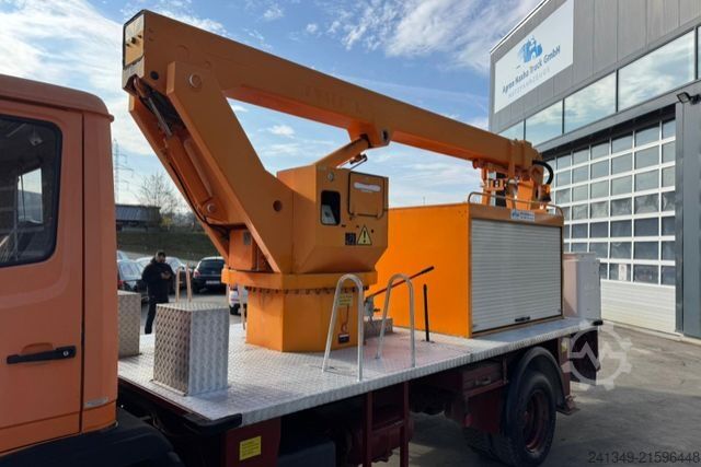 Spezial-LKW MERCEDES-BENZ 1114 Wumag 15 Meter