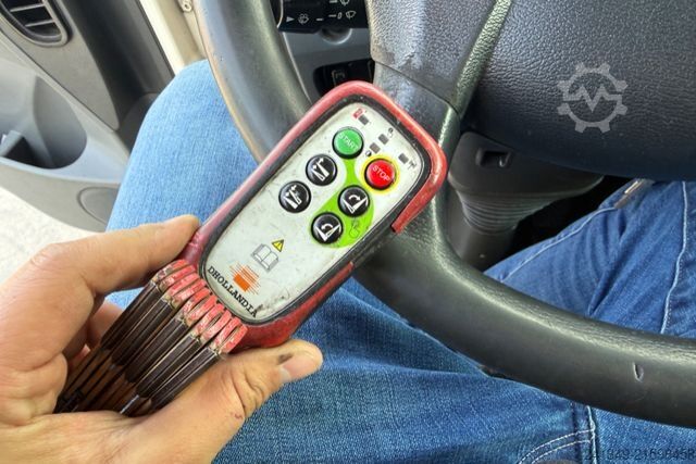 LKW mit Kofferaufbau MERCEDES-BENZ Atego 1224 4x2 Carrier Supra 950 -30°C