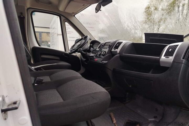 Pritschenwagen FIAT DUCATO 2.3 MJT 140 CV DOPPIA CABINA