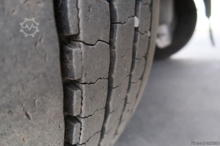 Kipper LKW MAN TGS 35.400 8x2 BL Nachlauflenkachse