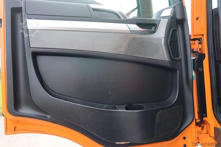 Kipper LKW MAN TGS 35.400 8x2 BL Nachlauflenkachse