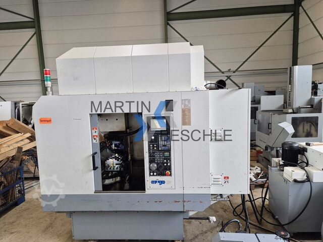 Vertikales Bearbeitungszentrum MÜGA S 3030