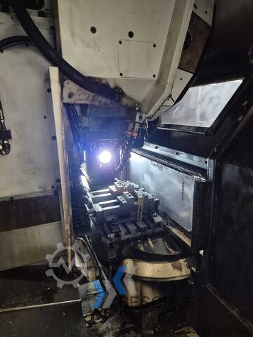 Vertikales Bearbeitungszentrum MÜGA S 3030