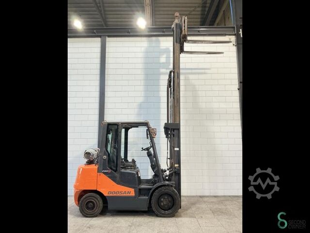 Forklift Doosan G35C-5