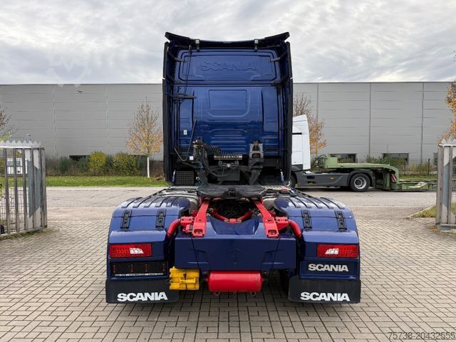 Standard SZM SCANIA 770S V8/Leder/Hydraulik/Vollluft/Alu/Standklima