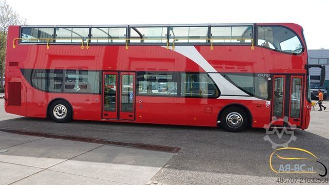 Bus VOLVO UNVI SIGHTSEEING 65 Sitze EURO 5 (2 Stuck)