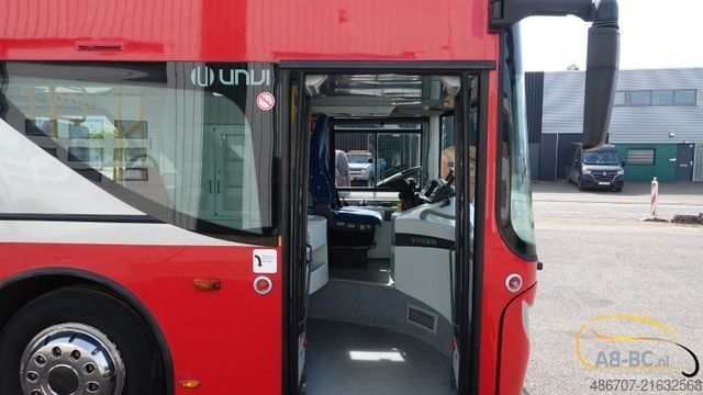 Bus VOLVO UNVI SIGHTSEEING 65 Sitze EURO 5 (2 Stuck)