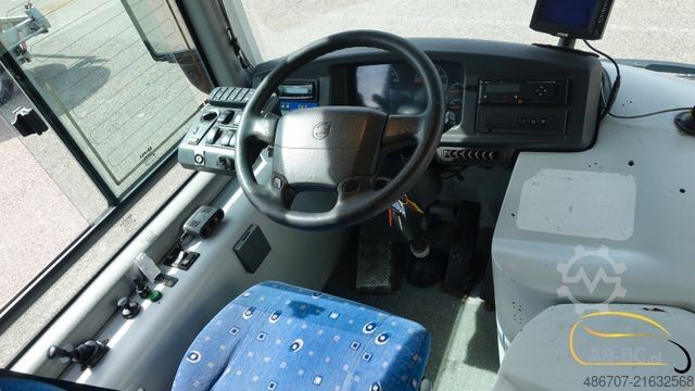 Bus VOLVO UNVI SIGHTSEEING 65 Sitze EURO 5 (2 Stuck)