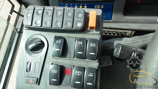 Bus VOLVO UNVI SIGHTSEEING 65 Sitze EURO 5 (2 Stuck)