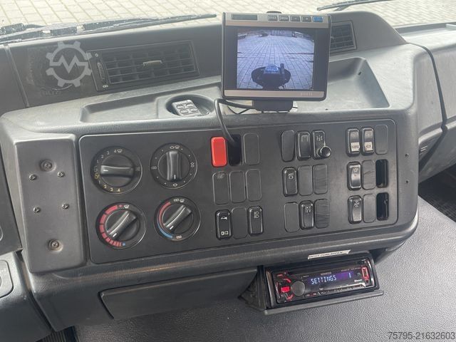 LKW mit Pritsche (offen) MERCEDES-BENZ Actros 3343 MP1 6x4 Pritsche Kran HMF 20.00 20m/