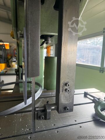 Vertical band saw metal band saw Mössner Rekord SSF 1050
