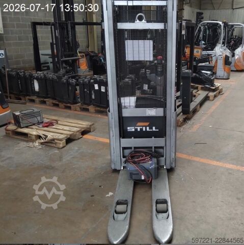 Palettenstapler Still EXV12 Still Silber refurbished