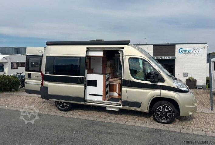 Kastenwagen Wohnmobil / Campervan ADRIA Twin Active - Festbett - Klima - Solar - Markise