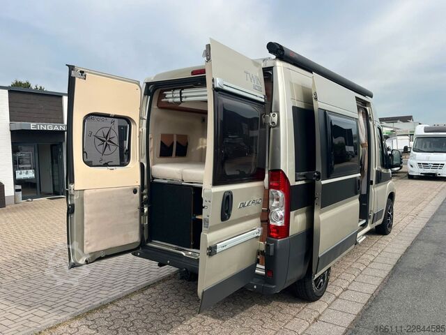 Kastenwagen Wohnmobil / Campervan ADRIA Twin Active - Festbett - Klima - Solar - Markise