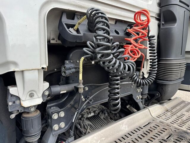 Standard tractor DAF XF 440 Space 4x2, Steel- / Airsuspension