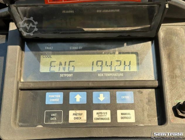 Kühlauflieger CHEREAU RENDERS CARRIER MAXIMA 1300 2X STEERING AXLE 1X