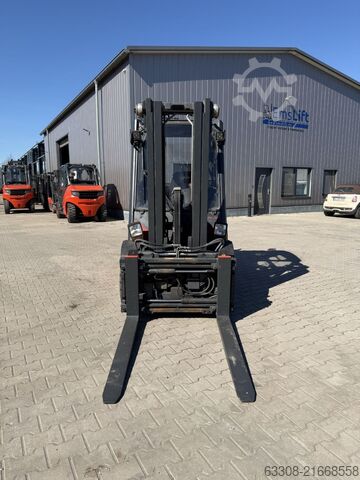Dieselstapler Linde H30D-02
