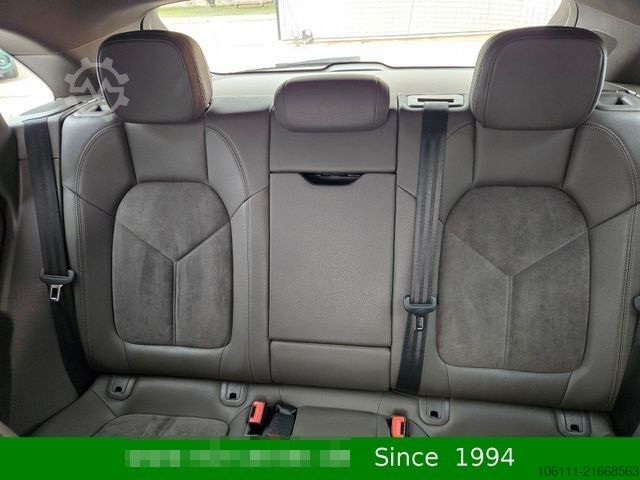 Pick-up PORSCHE Macan S 3,0V6Diesel Alcanatara Kompass Burmester