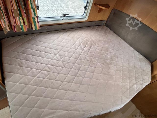 Integriertes Wohnmobil RAPIDO 999 M - Fest/Hubbett - Automatik - 2 x Klima -