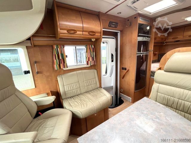 Integriertes Wohnmobil RAPIDO 999 M - Fest/Hubbett - Automatik - 2 x Klima -