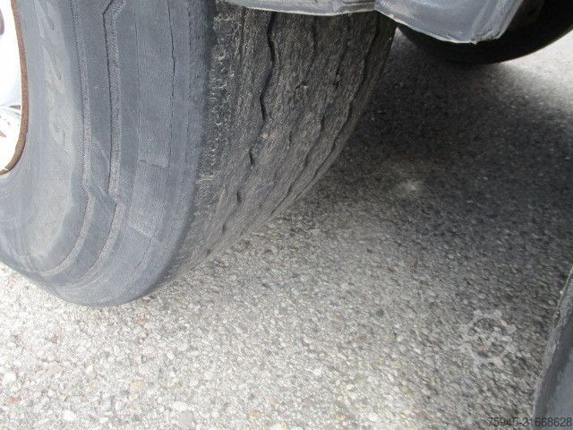 Auflieger mit Pritsche & Plane SCHWARZMÜLLER J-Serie, Liftachse, LBW, TÜV 04/2026