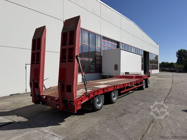Low loader trailer Goldhofer TU-4-2x2-31/80  4 Achs Tiefladeranhänger