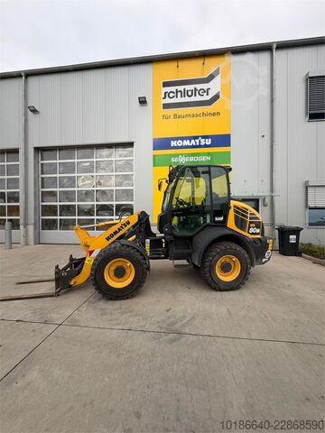 Komatsu WA80M-8E0 Komatsu WA80M-8E0