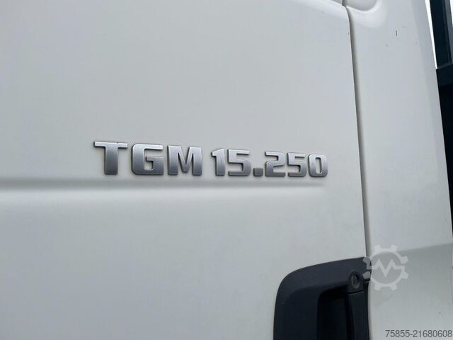 Plattformanhänger MAN TGM 15.250 Platform / Manual / Euro 5 / 449.000...