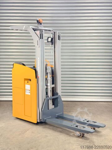 Hochhubwagen-Mitfahrer Jungheinrich ESC 214z - Service Neu - 4700mm - Garantie