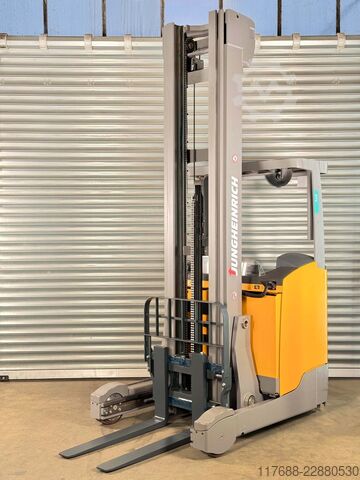 Schubmaststapler Jungheinrich ETV 214 - 9410mm - Service Neu - Batterie 85%