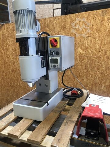 Nietmaschine Taumelnietmaschine FMW Friedrich R100