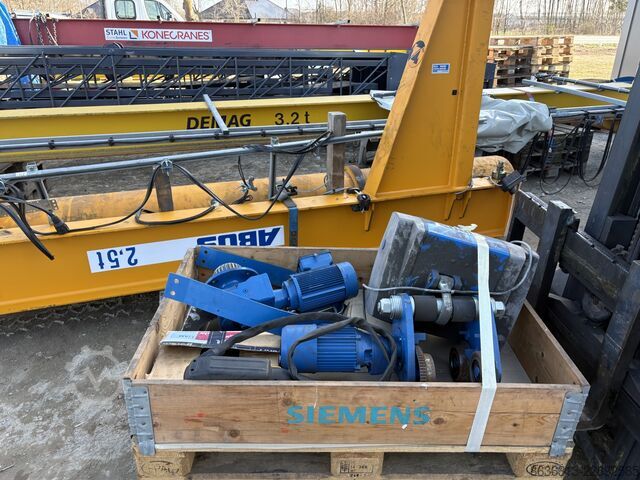 Schwenkkran mit Ausleger, Tragfähigkeit 2,5 t, Ausladung 3000 mm Abus VS