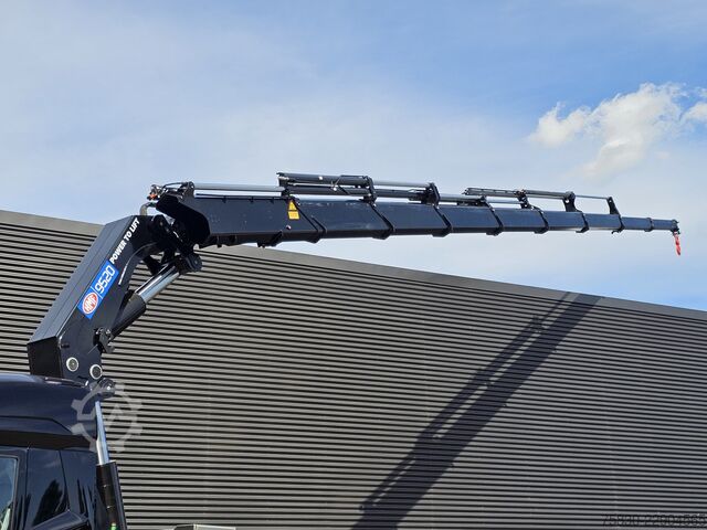 Crane truck DAF XF 530 8x2 / HMF 9520 K8 / NIEUW!